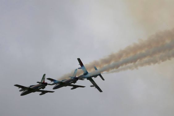 Italienske Frecce Tricolori under oppvisning.