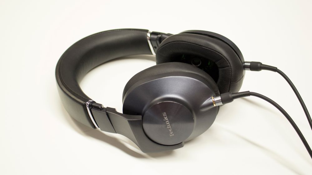 Technics EAH-T700
