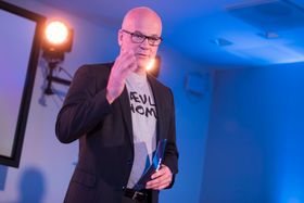 Kringkastingssjef Thor Gjermund Eriksen under NRKs presentasjon av smakebiter fra høstens TV-programmer.