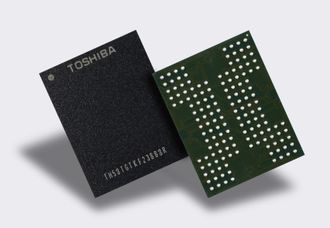 Toshiba er klar med det de hevder er markedets første QLC-baserte flash-brikke – altså en brikke hvor de lagrer fire bit per celle.