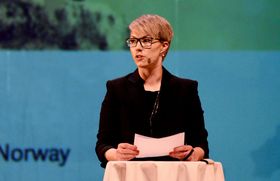 VIL REDEFINERE NORD: Direktør Maria Utsi hos Festspillene i Nord-Norge vil definere nord på nytt, innenfra og ut. Så langt lykkes hun å gjøre det innenfra, men ikke så mye går ut.