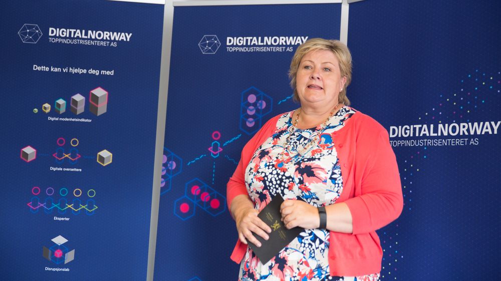 Statsminister Erna Solberg presenterte samarbeidet sammen med næringsminister Monica Mæland.