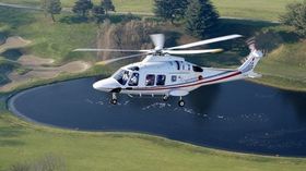 AW169 er utstyrt med to Pratt & Whitney PW210A gassturbinmotorer med en ytelse på 745 kW hver. Rekkevidden er 820 kilometer.