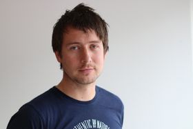 FEKK JOBBEN: Ole Ramshus Sælthun går frå jobben som journalist i Porten.no til jobben som arrangementskoordinator.
