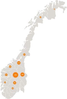 AKTIVE SETRAR: Forhundre år sidan var det aktive setrar i alle fylke. Slik er det ikkje lenger. Kartet viser aktive setrar i Noreg i 2015.Tala fordeler seg slik: Finnmark 1, Troms 11, Nord-Trøndelag 37, Sør-Trøndelag 110, Møre og Romsdal 43, Sogn og Fjordane 51, Oppland 356, Hedmark 183, Hordaland 17, Buskerud 88 og Telemark 25.