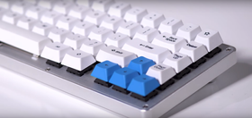 WhiteFox er laget av aluminium og har slitesterke tastehetter.