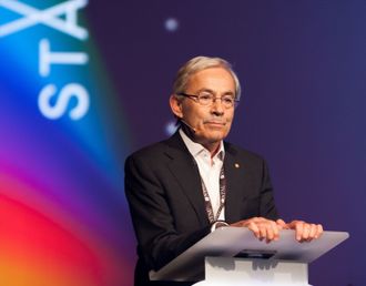 Sir Christopher A. Pissarides under Starmus-festivalen i Trondheim i juni.