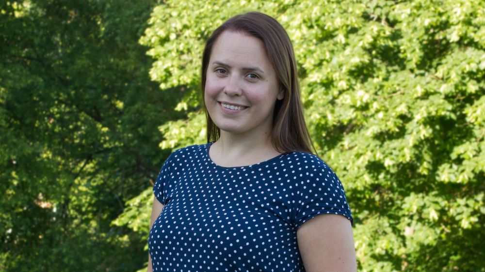 Kristin Tønnesen Fladeby lager for det meste mobilapper når hun er på jobb.