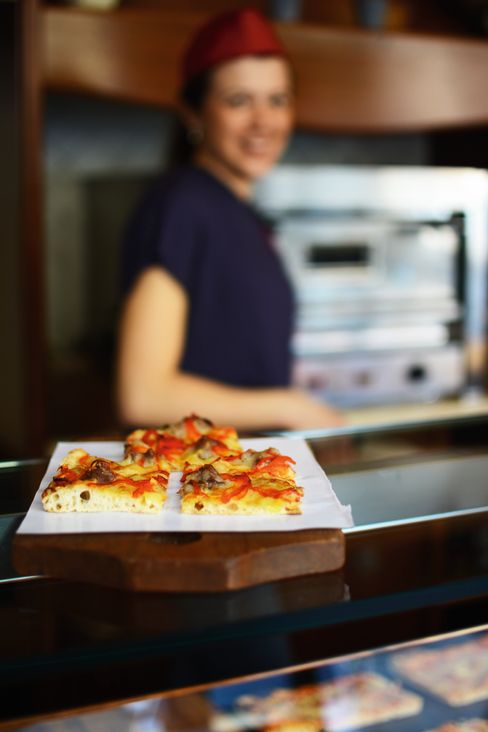 Pizza al taglio hos Orsini i San Giovanni.