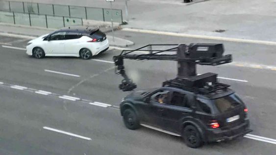 En observant leser av TV2s Broom hadde utsikt til Nissans filming av en ny reklame for det som så ut som nye Leaf i Barcelona nylig. Dette var det første vi har sett av den nye bilen uten kamuflasje.