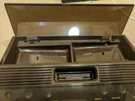 Dessverre fulgte det ikke med kontrollere på Atari 2700-maskinen.