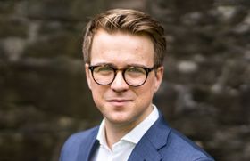 Mathias Fischer, journalist og kommentator i Bergens Tidende. Nå også forfatter.