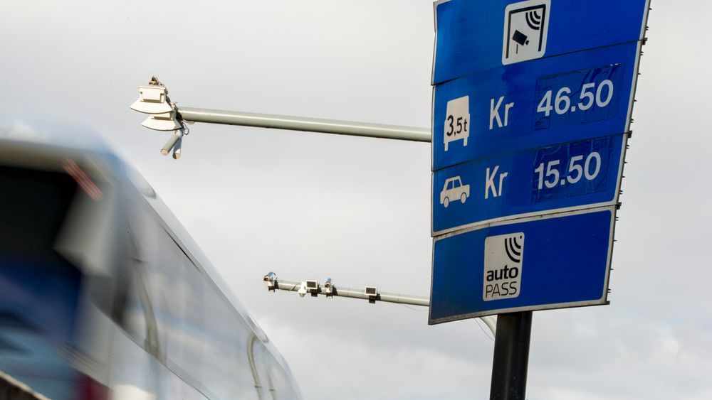 Autopass og bompasseringer er bare ett av mange eksempler på IT-systemer som lekket norske persondata. Personopplysninger havnet i søkemotoren Microsoft Bing. Illustrasjonsfoto.