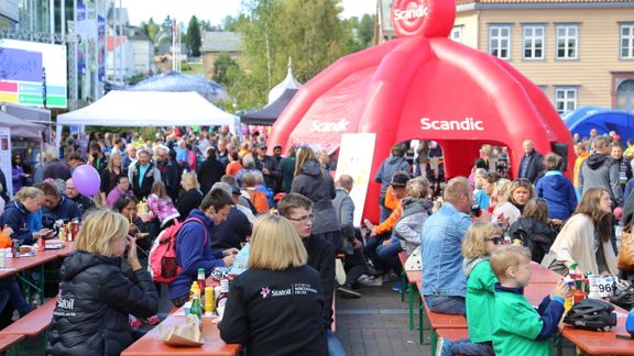 Takket med grillfest