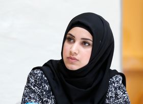 Faten Mahdi Al-Hussaini skal være programleder for Faten tar valget på NRK. Dette bildet er tatt ved en tidligere anledning..