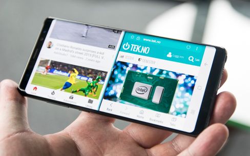 App-parene som startes åpnes automatisk sammen og deler skjermen.
