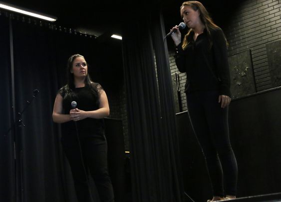 SAME KLEDA: Andrea Voldum hadde på seg dei same kleda som då ho vart valdteken.