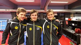 MANGE, FLINKE UTØVERE: OIs bordtennisgruppe er full av talenter, og dette er noen av dem! Fra venstre: Josefine, Mathias, Christoffer, Mariuas Gisholt, Sebastian, Henrik og Marius Gaalaas