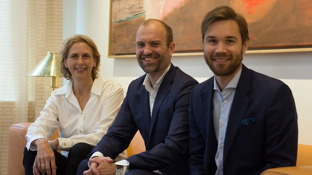 Fra venstre: Teamleder Pernille Østensjø i GIEK, utlånsdirektør i Eksportkreditt, Ivar Slengesol og kundeansvarlig for industri- og miljøteknologi i Eksportkreditt, Thor-Magne Johansen.