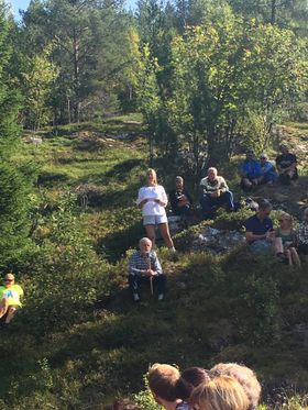 Arne Sølvert opna konserten med seljefløyte.
