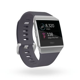Den kontinuerlige aktivitetsmålingen vi kjenner fra Fitbit-produktene er fortsatt på plass.