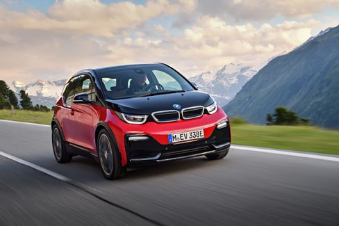BMW i3s.
