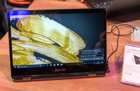ZenBook Flip 14 er omtrent så lett som det blir om du skal ha diskret spillgrafikk i maskinen din.