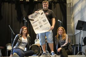 HELL YEAH: Sounds of Unity, med Tuva Watz Thorsen (f.v), Nicklas Erdal og Mette Erdal i spissen, er klare til å ta i mot både band og festivaldeltakere..