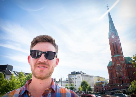 Politisk journalist Jens Kihl i Klassekampen. Her fra Arendal - da han var på jobb under lobbyarrangementet Arendalsuka..
