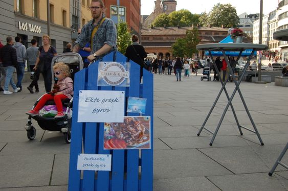 IKKE'NO TULL: Her serveres det ekte gresk mat fra ekte grekere!