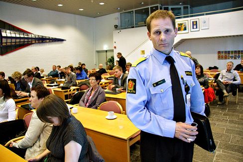 VALG: Politimester Johan Brekke drøfter fordeler og ulemper med både Kongsvinger og Elverum, men ender opp med Elverum som administrasjonssted - stikk i strid med det han har formidlet til PF. Her er Brekke fotografert i Sogn og Fjordane i 2012.