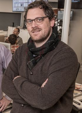 Anders Holth Johansen er ansvarlig for Dagbladets valgsendinger utenfor Stortinget. Arkivfoto
