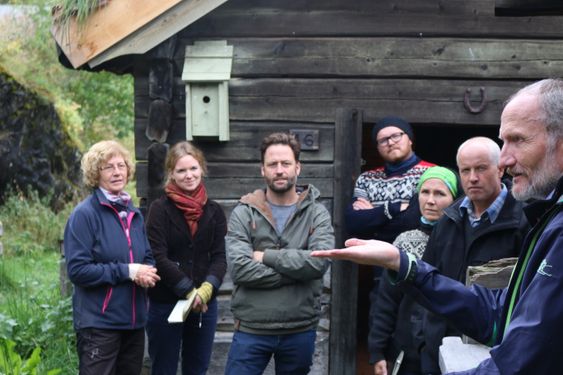 ERFARINGAR: Deltakarane på kurset fortalde både om sine eigne problem med husbukk og erfaringar dei har frå