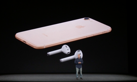 Apple satser på en trådløs fremtid..