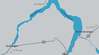 Smal fjord: Nærøyfjorden som står på Unescos verdensarvliste er en 17 kilometer lang fjordarm som munner ut i Aurlandsfjorden, som igjen er en arm av Sognefjorden. Nærøyfjorden er bare 250 meter bred på det smalest og 12 meter dyp på det grunneste, mens fjellene stiger opp fra fjorden i 1761 meters høyde.