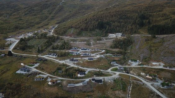 VEKS FRAM: Snart er det regulert for 550 tomter i Hodlekve. Omtrent femti hytter er allereie bygde.
