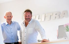 Viseadm. direktør Anders Brenningen og adm. direktør Vegard Narmo ønsker alle som bor i Lillehammerområdet, eller som kjører forbi Lillehammer på formiddagen lørdag 23. september om å avlegge jubileumsutstillingen et besøk.