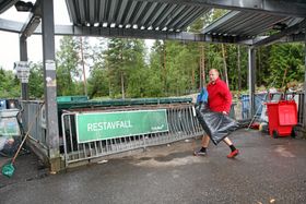 STYRKES TROLIG: Her ser du fra den lokale gjenvinningsstasjonen. Her vil det trolig bli en utvidelse og styrking, dersom politikerne gjør som de har vedtatt.