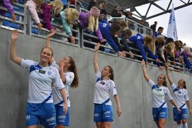 KJEMPER HARDT: Kolbotn-damene gjør alt de kan for å ta poeng i årets serie. Her kjempet de mot Vålerenga og var med på å åpne VIFs nye storstadion i forrige serierunde.