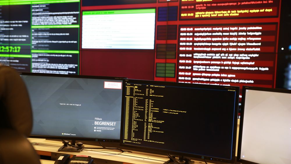 NSMs fanger opp dataangrep og trusler fra en rekke kilder. Nå tar stadig flere offentlig virksomheter imot tilbudet om å la seg sårbarhetsskanne. Her fra sikkerhetsmyndighetens operasjonssentral NorCERT.