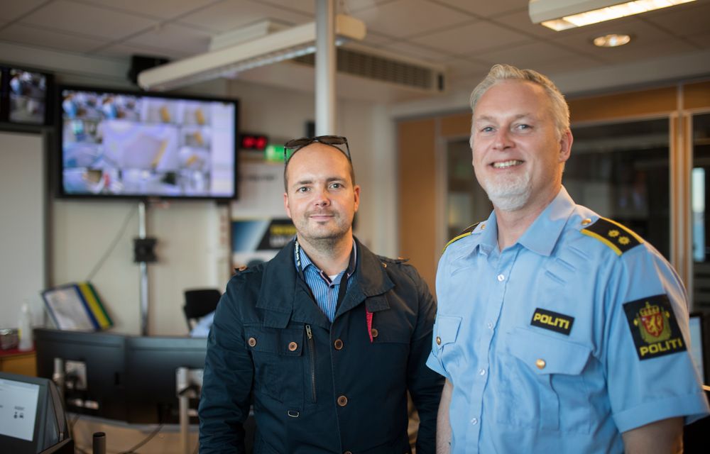 De to operasjonslederne er glade i jobben sin. Og når de er i Kirkenes går de inn i en arbeidsboble, som varer helt til neste langfriperiode.