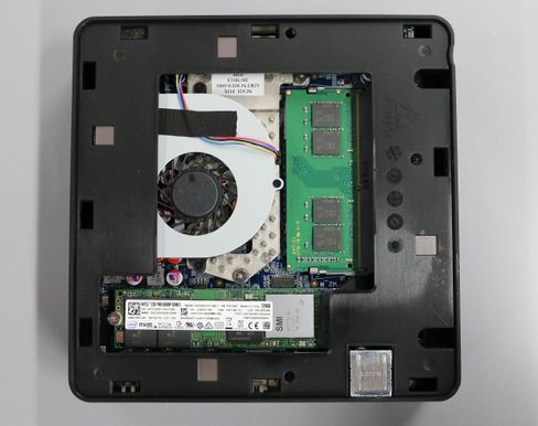 Her er Shuttlen utstyrt med en M.2-SSD.