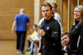 IVRIG: Ole Kristian Gjerdstad etter at Knut Adolfsson stoppa ei straffe