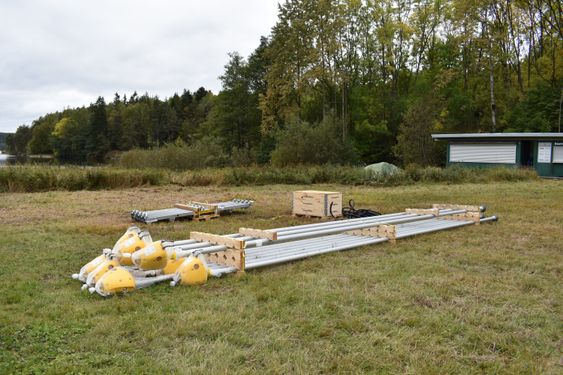 HELT KANON: De er ni meter lange, veier 200 kilo hver, og koster 60.000 kroner per stykk!