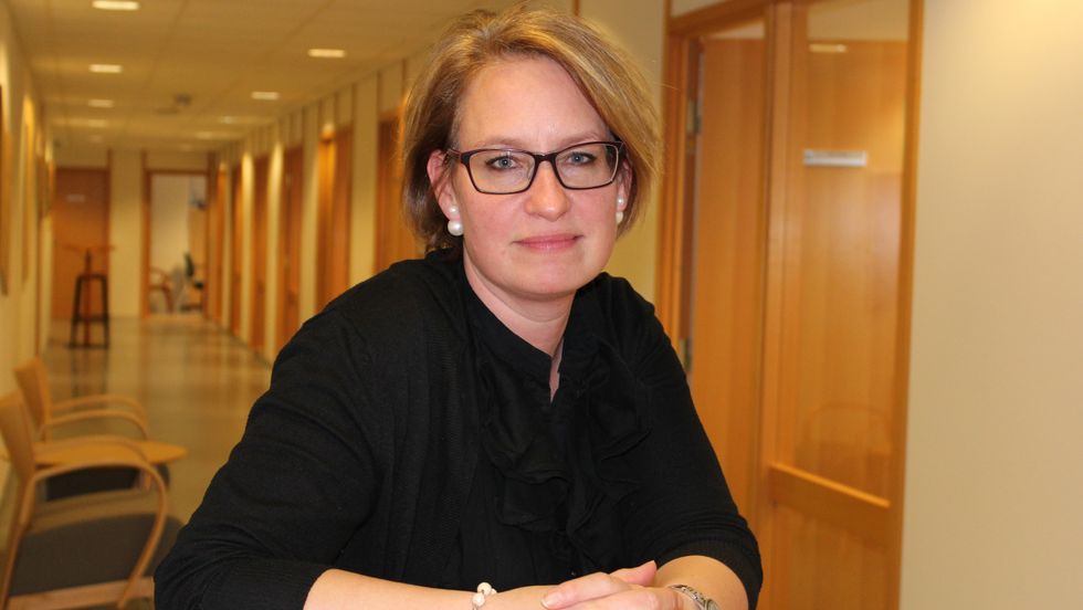 FØRE VAR: Kommuneoverlege Kritine Longfellow seier at barnehagestenginga er for å vere føre var.