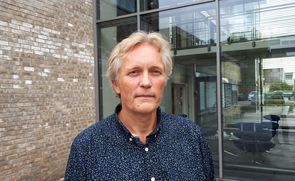Frekvensstrateg Stein Gudbjørgsrud i Telenor Group ønsker seg en overgangsperiode på to år for selskaper som ikke får gjenkjøpt de frekvensene de benytter til radiolinje i den kommende tildelingen.