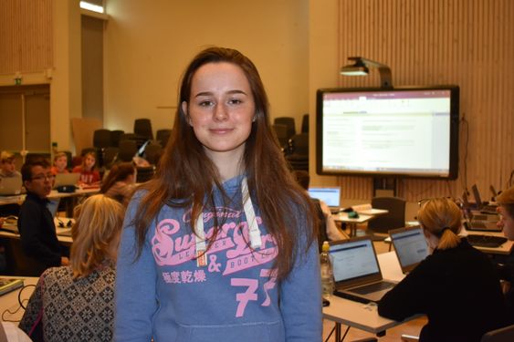 FORNØYD: Rakel Timmer Endal (15) fra Oppegård, representant for 10a, finner ikke mange negative konsekvenser ved den nye ordningen.