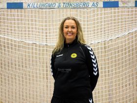 – TA KONTAKT: Trener for J33, Camilla Markholm, er klar for kontakt med nye spillere.