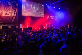 Fra scenen på Gigacon rett før finalen i den ene Playerunknown's Battleground-turneringen.