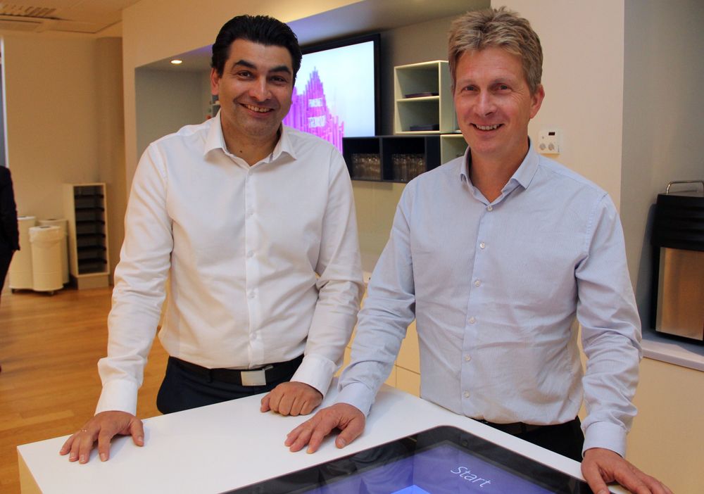 Clint Sookermany og Rune Skjelvan hos KPMG Norge forteller at selskapet på et tiår har gått fra å være et revisjonsselskap til å bli en teknologibedrift.
